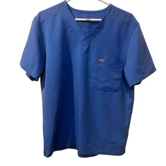 Figs men’s surgical blue scrub tops Leon scrub top size medium 3 pocket - Picture 1 of 5